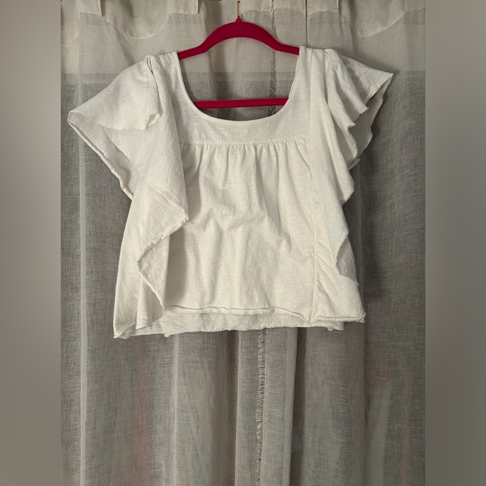 American Eagle off white ruffle top